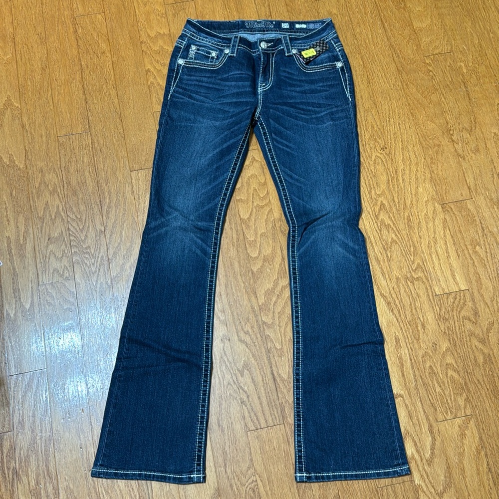 MISS ME BLING JEANS. NWT SIZE 29